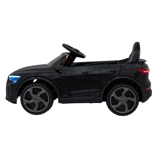 Autko na akumulator dla dzieci Audi SQ8 Czarny BRD-2168.CZ